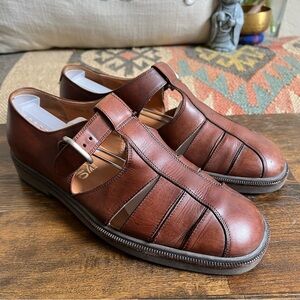 Salvatore Ferragamo Brown Leather Fisherman Sandals 7 2E (US8)